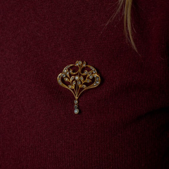 Victorian Pearl Diamond 18k Yellow Gold Brooch - image 2