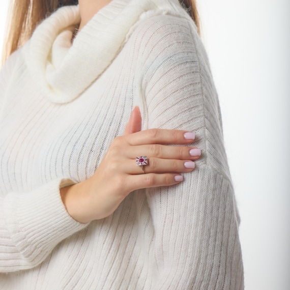 Art Deco Ruby Diamond Platinum Ring - image 4