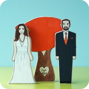 Custom Wedding Cake Topper Couple with Personalized Fall Sweet Heart Tree