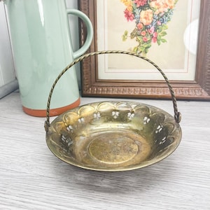 Small Brass Decorative Bowl - Vintage Brass Basket - Solid Brass Bowl with Twisted Handle made in India