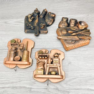 Vintage Chalkware Kitchen Wall Plaques: Retro Vegetable Decor