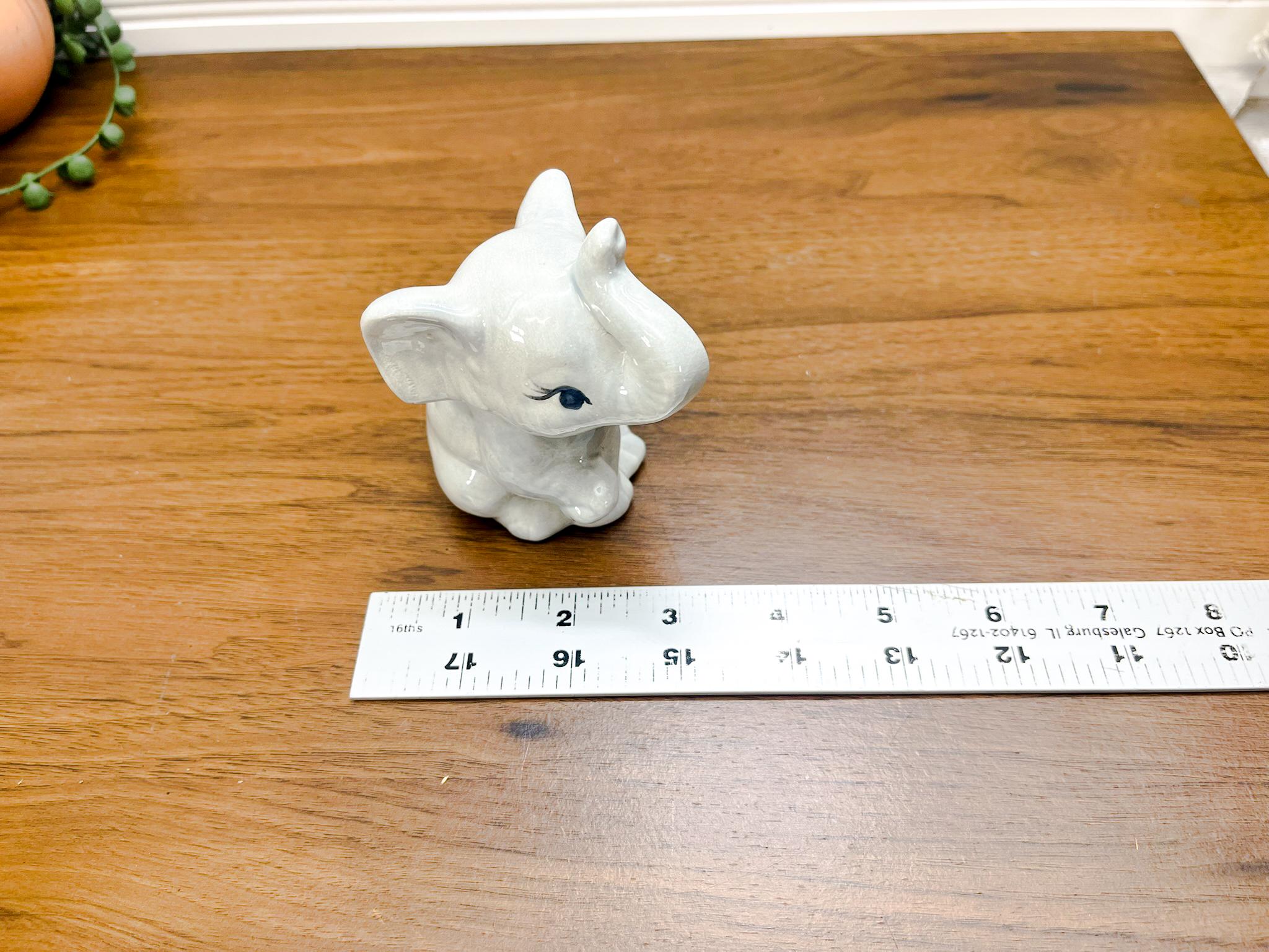 陶器製 象の置物 色彩豊か ゾウ 置物 飾り 象陶器置物 かわいい 北欧 オブジェ お祝い 癒される