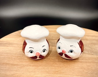 Vintage Chef Heads Salt & Pepper Shakers Collectible Kitchen Decor