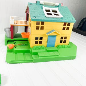 Vintage Fisher Price Neighborhood House 1980s Toy Set