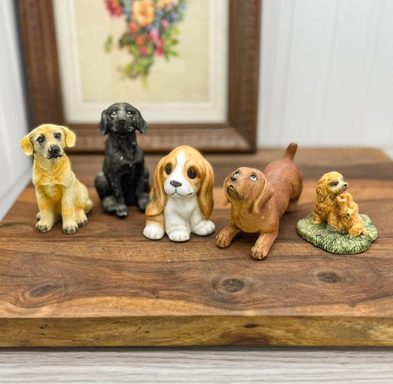 ヴィンテージ犬の置物 Choose One Vintage Porcelain Dog Figurine - White Dog