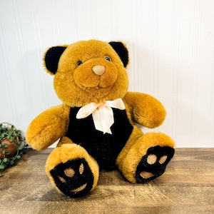Vintage Teddy Bear: Cuddle Wit Stuffed Bear