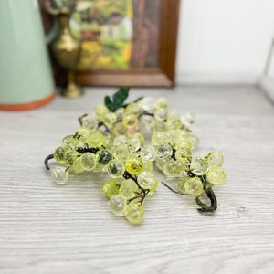 Vintage facettierte Lucite Traubencluster - gelbes Dekor, 3er-Set