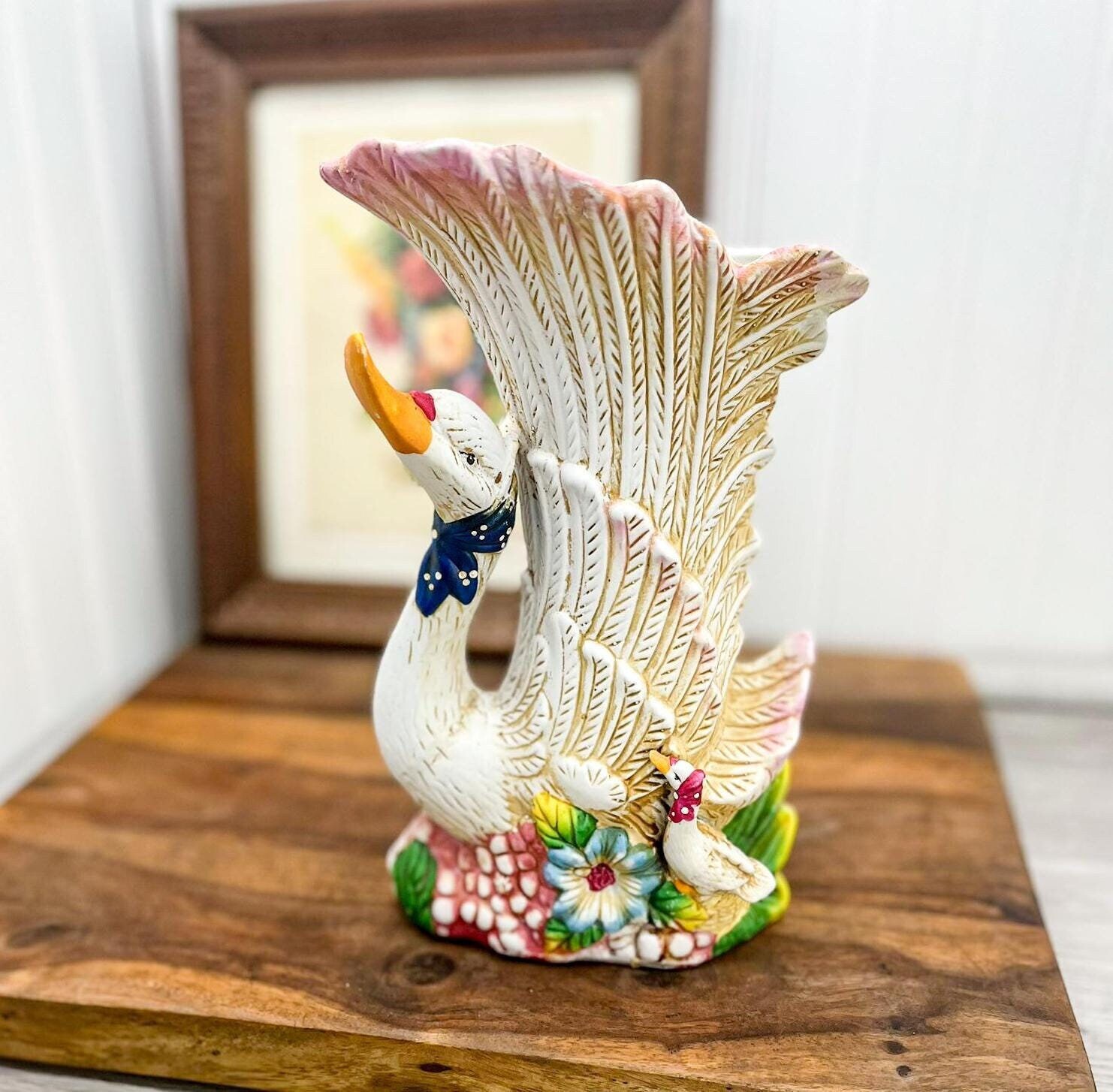ヴィンテージ セラミック スワン 花瓶 プランター：White Goose Decor