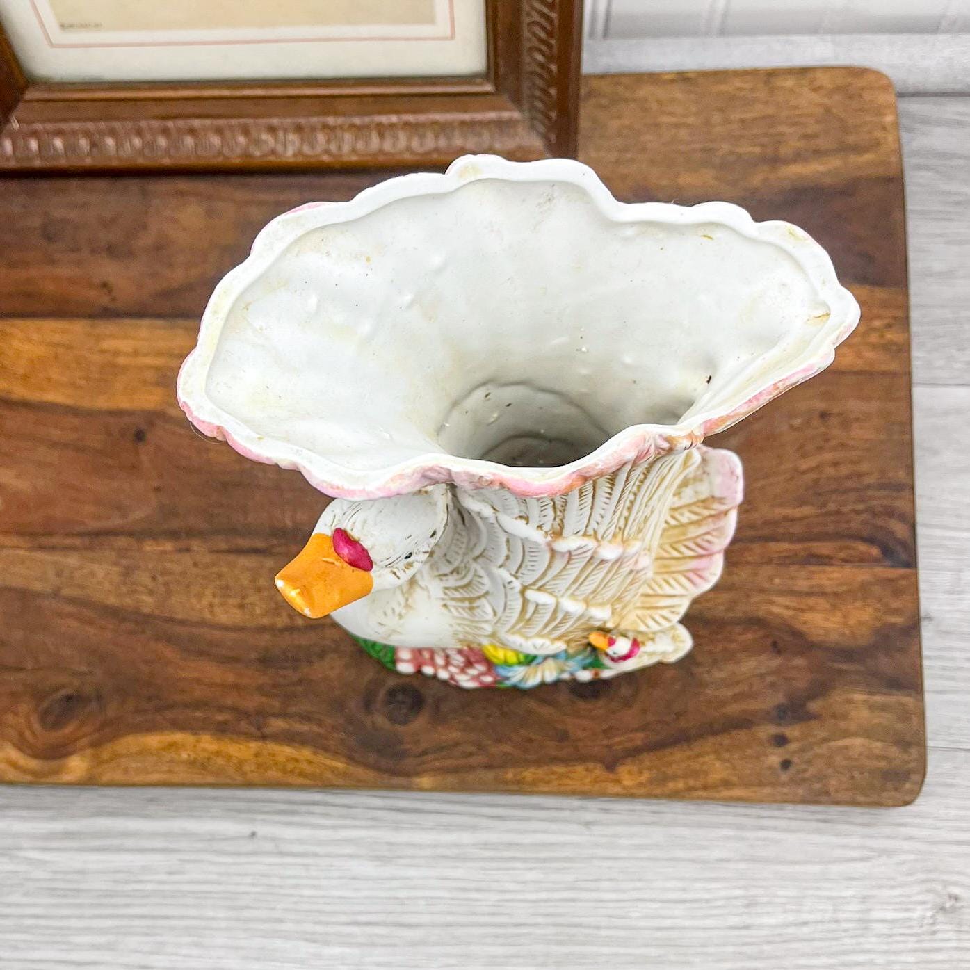 ヴィンテージ セラミック スワン 花瓶 プランター：White Goose Decor
