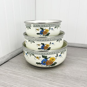 Vintage Villeroy Boch Metal Nesting Bowls: Floral Enamelware, Set of 3
