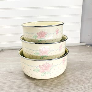 Vintage Metall Nester schalen: Rosa Floral Emaillewaren, 3er-Set