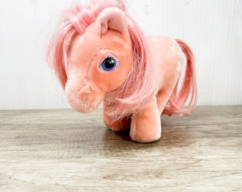 Pônei de pelúcia vintage Hasbro My Little Pony Softies rosa algodão doce G1 anos 1980 20150