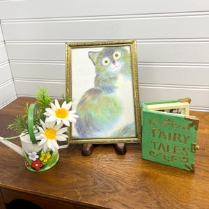 Vintage Kitschy Floral Vignette Display 4 Piece Set - Kitschy Cat Trinket Shelf Decor