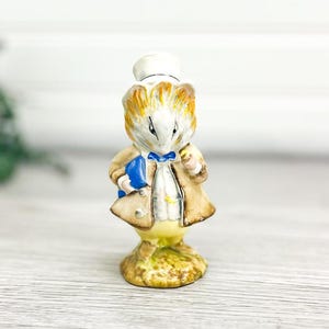 Figurina di porcellino d&#39;India, figurina di Beatrix Potter, figurina antropomorfa kitsch