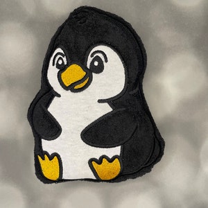 Chibi Penguin Stuffie 6x10 ITH in the hoop 6x10 Hoop Machine Embroidery Pattern - Single Hooping