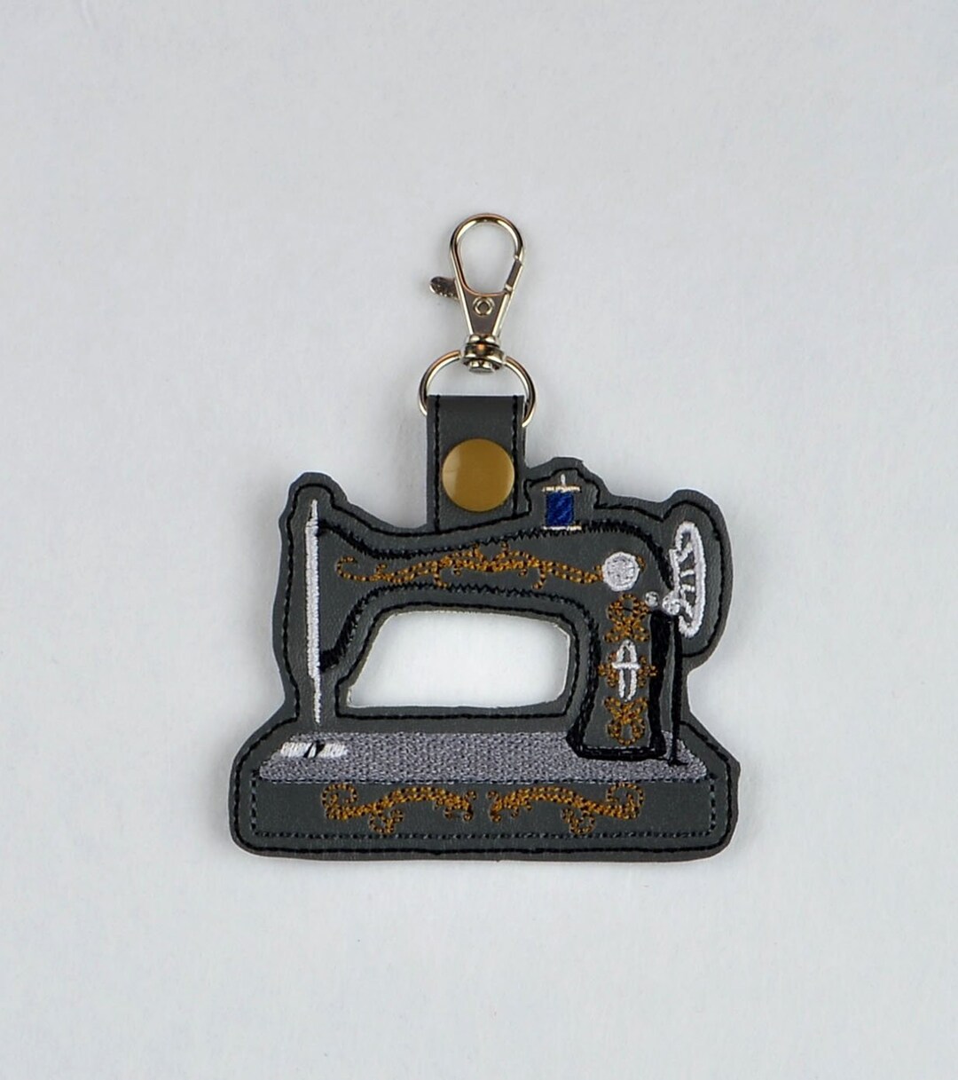 Antique Sewing Machine ITH in the Hoop Snap Tab Key Fob 4x4 Hoop ...