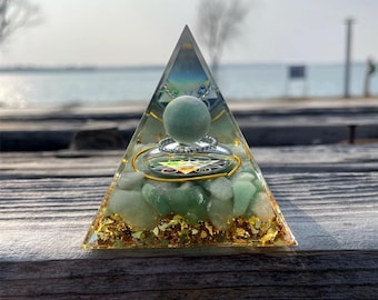 Green Aventurine Orgonite Pyramid: Gold Leaf Healing Crystal