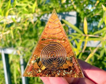 Tiger's Eye Orgonite Pyramid: Copper Crystal Ball, Gold Foil