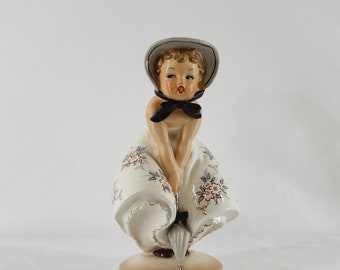 Vintage Napco Windswept Girl with umbrella Marilyn Monroe Pose 8 inch figurine 1956 (A)