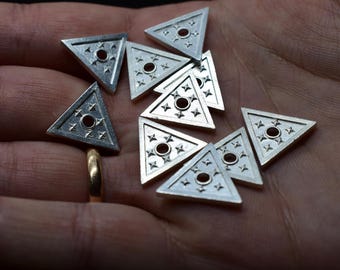 Monedas de metal plateado, monedas para juegos de mesa de D&D y otros juegos de rol