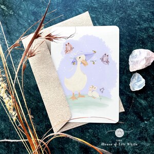 Carte de voeux printemps mère canard avec mignon petit caneton insecte Mini impression d'art aquarelle cadeau pour elle amateur de jardin animal de la ferme en vêtements