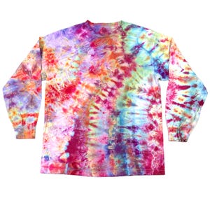 Medium Longsleeve T-Shirt - Herren & Damen Unisex Batik T-Shirt - Handgemachtes Batik T-Shirt für Geschenk, Festivalmode - Flora