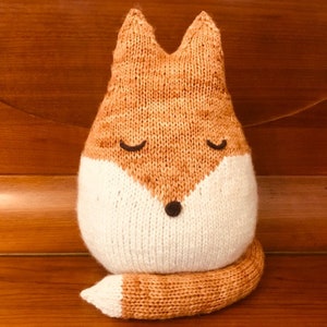 Felix the Fox, Knitting Pattern, PDF Download image 1
