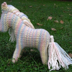 Shadow the Horse Knitting Pattern, Waldorf Toy, PDF, Instant Digital Download