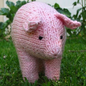 Pig Knitting Pattern, Waldorf, Toy, PDF Large Instant Digital Download image 2