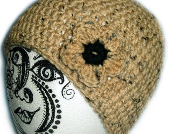 Emma Hat in Tan Fleck with Original Daisy Flower, S-L. Flower Hats by FlowersandMore on Etsy.