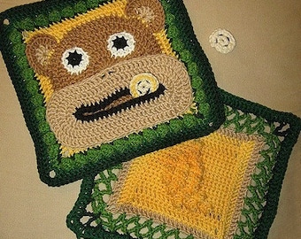 Bruno the Monkey and Banana Granny Square Crochet PATTERN - 2 different squares - PDF - Immediate Download