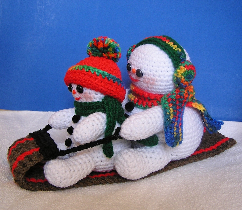 PDF Crochet Pattern TOBOGGANING SNOWMEN English only image 1