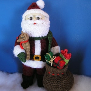 Pdf Crochet Pattern MR and MRS SANTA English only image 4