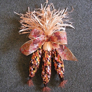 PDF HÄKELANLEITUNG Indian Corn Decoration (englisch)