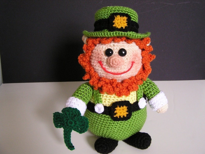 PUDGY LEPRECHAUN PDF Crochet Pattern English only image 1