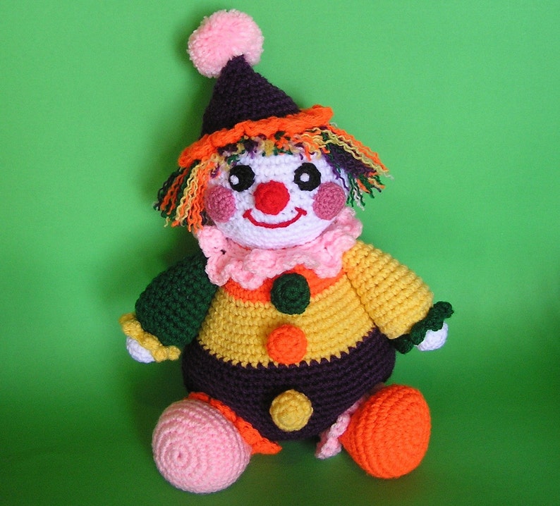 PUDGY CLOWN PDF Crochet pattern English only image 1