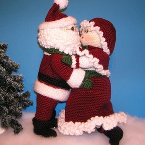 Pdf Crochet Pattern MR and MRS SANTA English only image 2