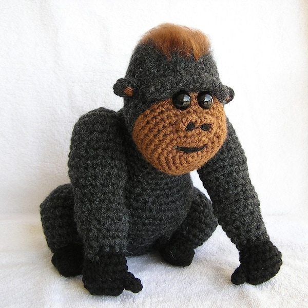 Patrón de crochet en PDF para el bebé GORILA (solo en inglés)