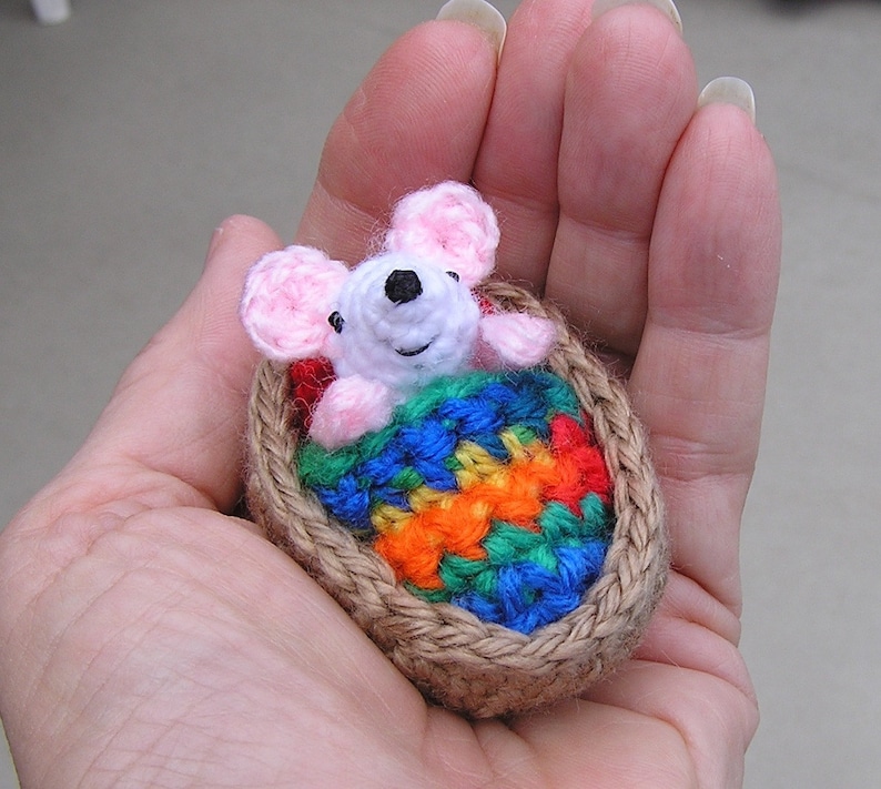 PDF Crochet Pattern TINY MOUSE in Walnut Shell English only image 3