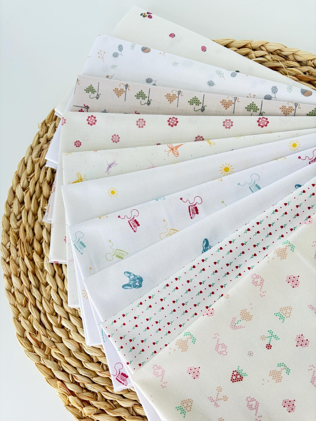HUSH HUSH 5 ~ Low Volume White Fabric ~ Tiny Prints ~ Riley Blake ...
