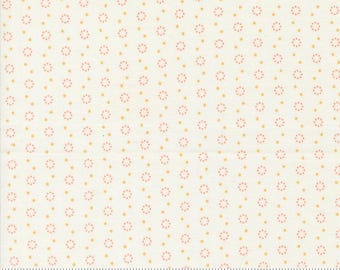 STRAWBERRIES and RHUBARB Fig Tree Joanna Figueroa Moda Fabrics Red ...