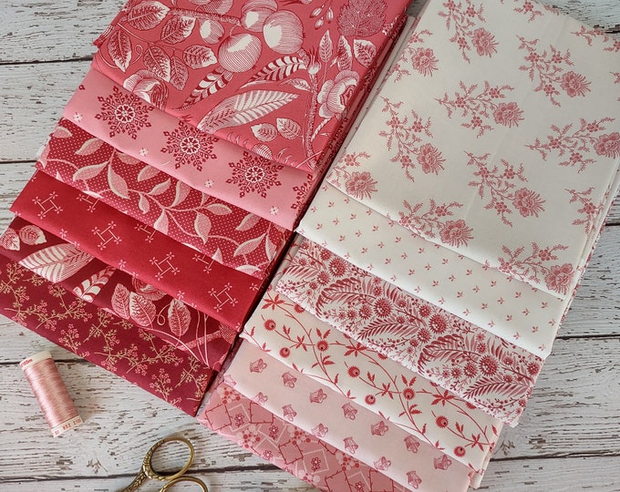 STRAWBERRIES and CREAM Laundry Basket Quilts Edyta Sitar Andover Cotton