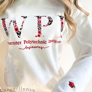 WPI Benutzerdefiniertes College-Sweatshirt mit Blumenstickerei, Rundhalsausschnitt mit Blumenmuster besticktes College-Hemd, High School Hemd, Abschlussgeschenk