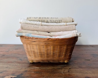 Vintage Wicker Basket | Woven Square Basket | Garden Harvest Gathering Basket | Primitive Farmhouse Kitchen | Fruit & Veggie Storage