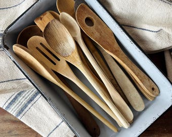 Vintage Light Blue Enamel Pan | Old Metal Bakeware | Shallow Rectangle Enamel Bin | Kitchen Storage Tray | Farmhouse Cottage Decor