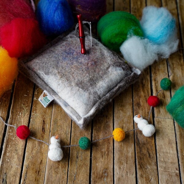 Christmas Wool Sampler for Needle Felting