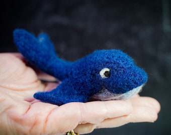 Whale Felting Kit - Needle Felting Kit - DIY Kit - Craft Kit - Felting Supplies - DIY Craft Kit - Starter Kit - Needle Felted