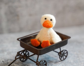 Duck Needle Felting Kit - Beginner Needle Felting Kit