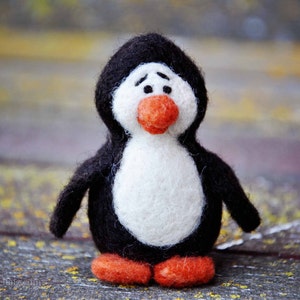 Penguin Felting Kit Needle Felting Kit DIY Kit Craft Kit Felting Supplies DIY Craft Kit Starter Kit Needle Felted Beginner image 3