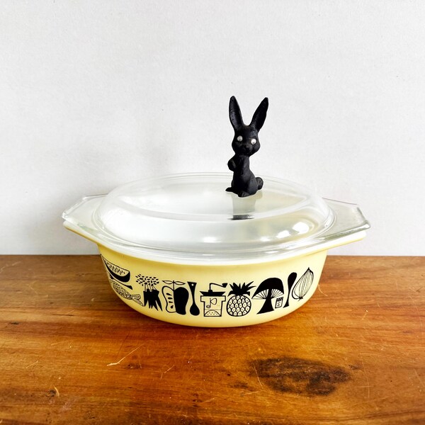 vintage 50's Pyrex Mod Kitchen 1958 Promo Oval Casserole Yellow/Black 043 1 1/2 Quart
